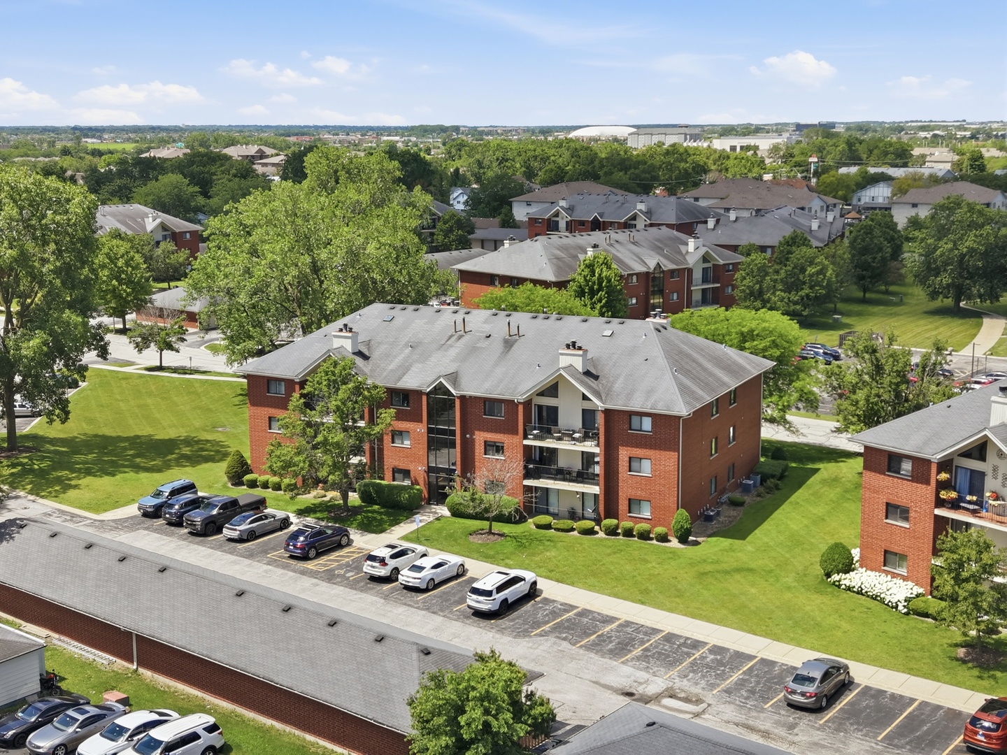18206 Rita Road, Unit 2B Tinley Park, IL 60477 - Photo 27 of 28
