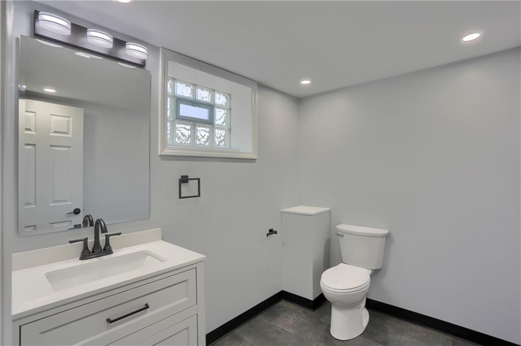 486 Scotland Lane New Castle, PA 16101 - Photo 19 of 26