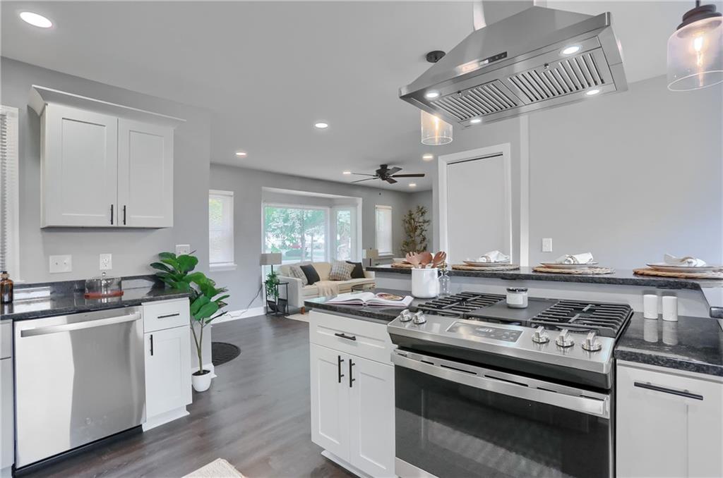 486 Scotland Lane New Castle, PA 16101 - Photo 5 of 26