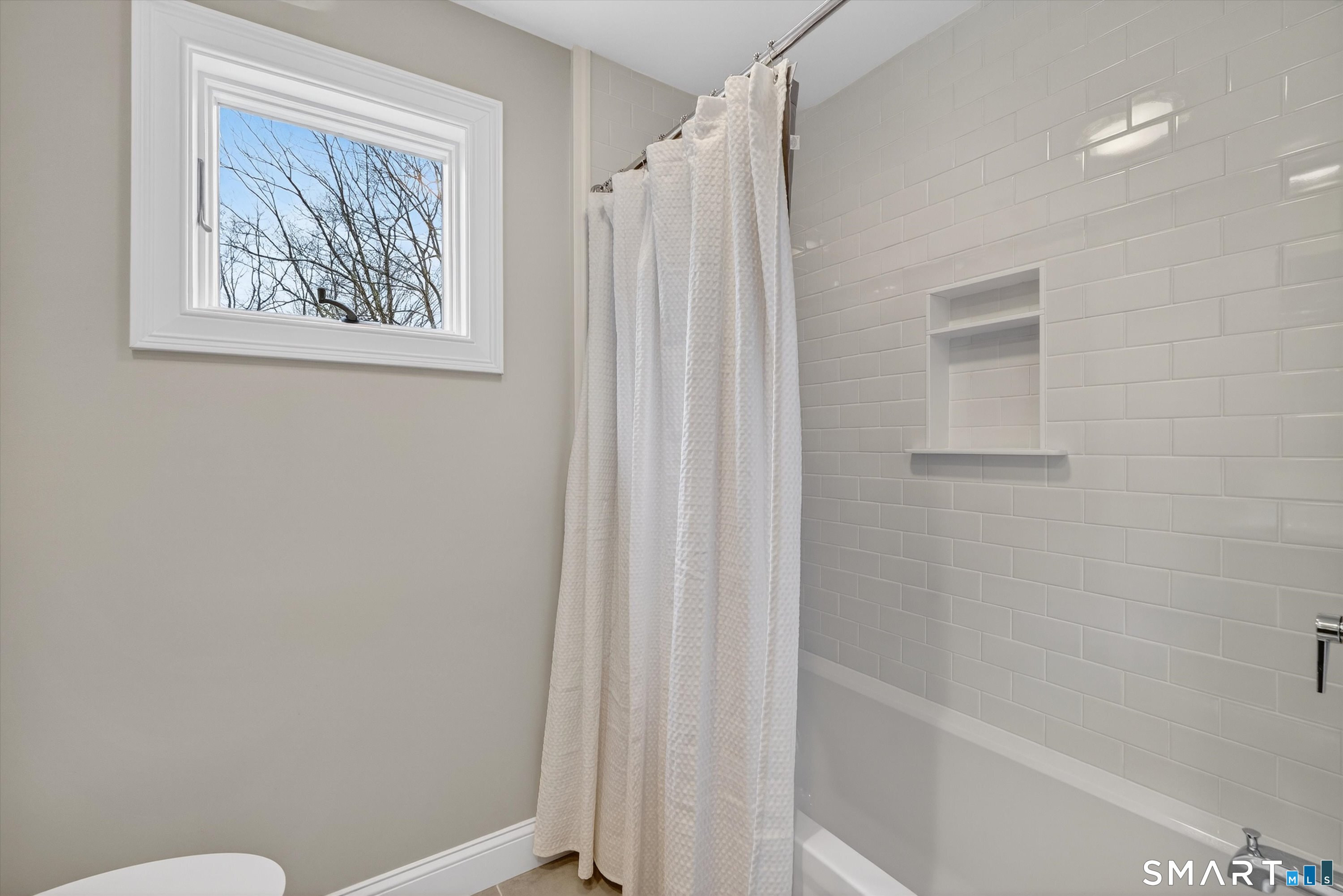 35 Marvin Ridge Place Wilton, CT 06897 - Photo 27 of 40