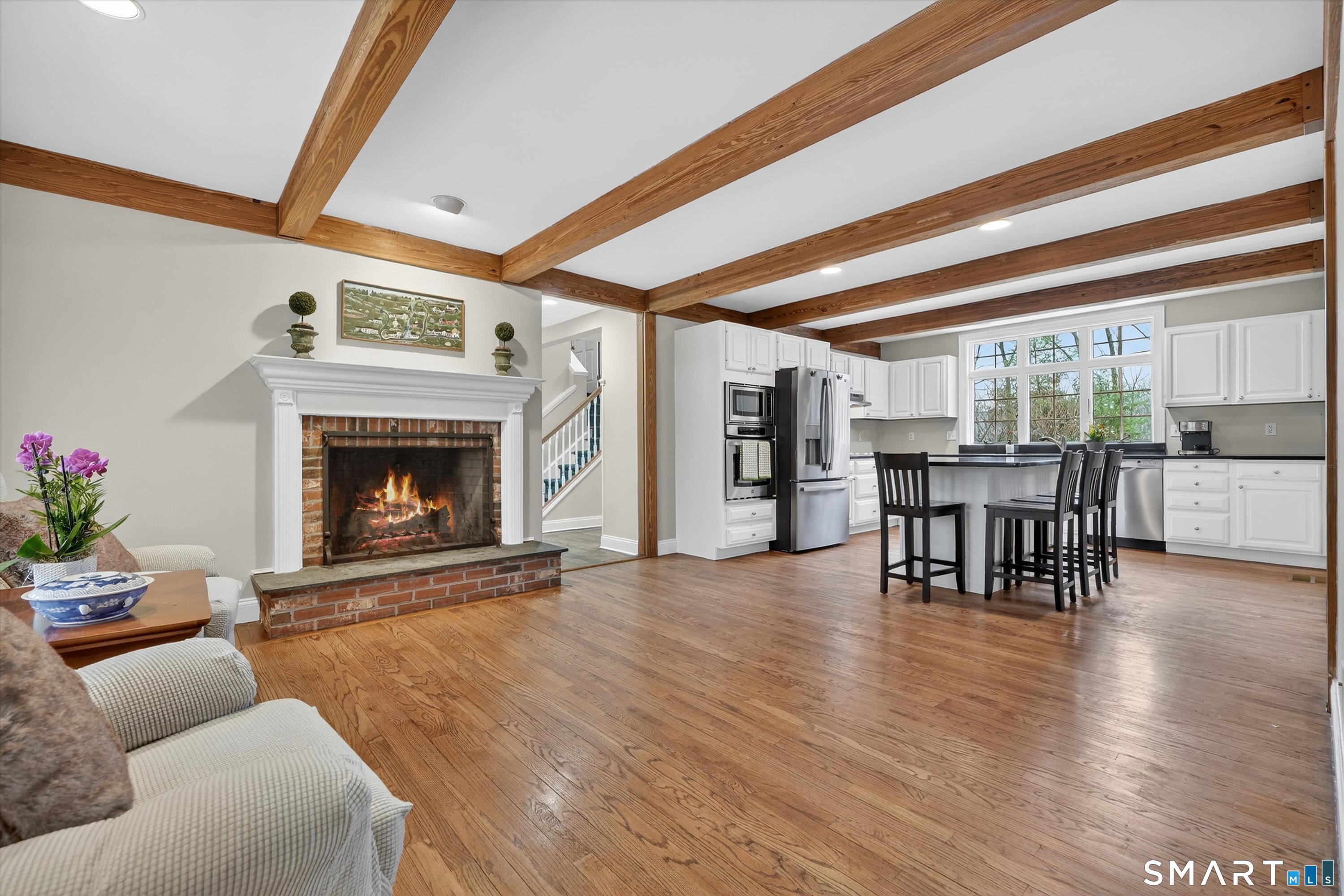 35 Marvin Ridge Place Wilton, CT 06897 - Photo 3 of 40