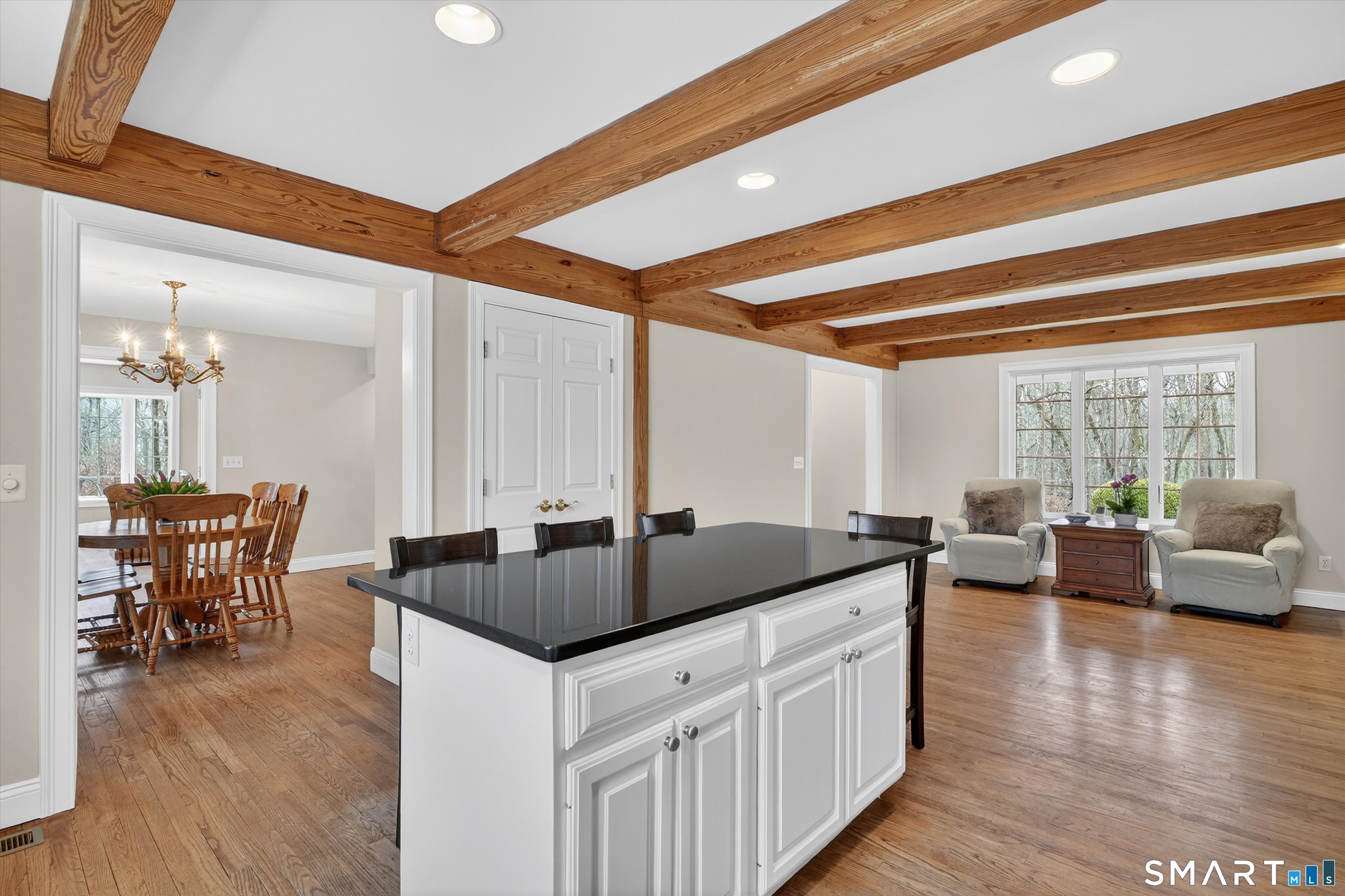 35 Marvin Ridge Place Wilton, CT 06897 - Photo 7 of 40