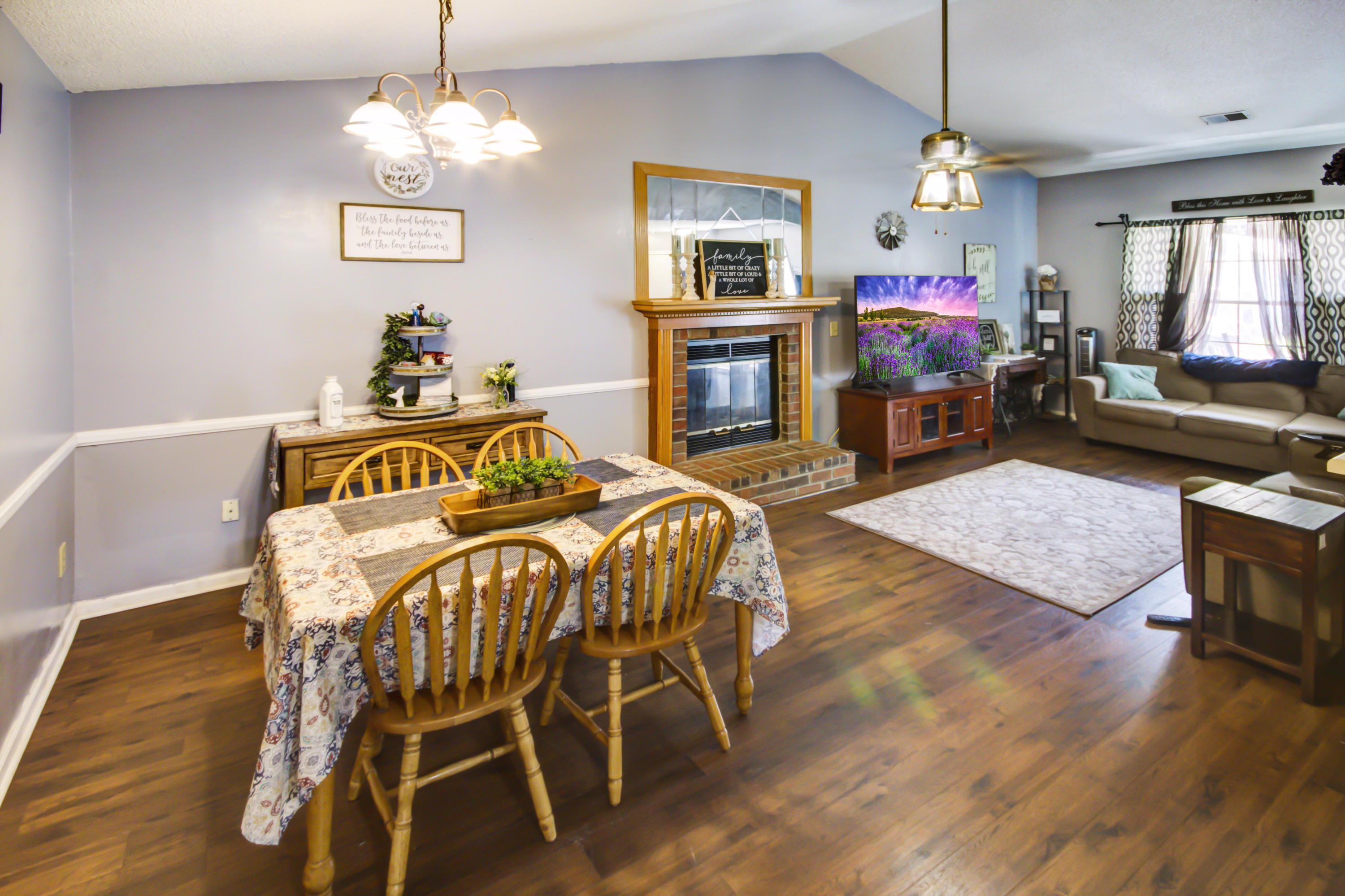 8111 Halifax Way Charleston, SC 29420 - Photo 6 of 23 Dining Area