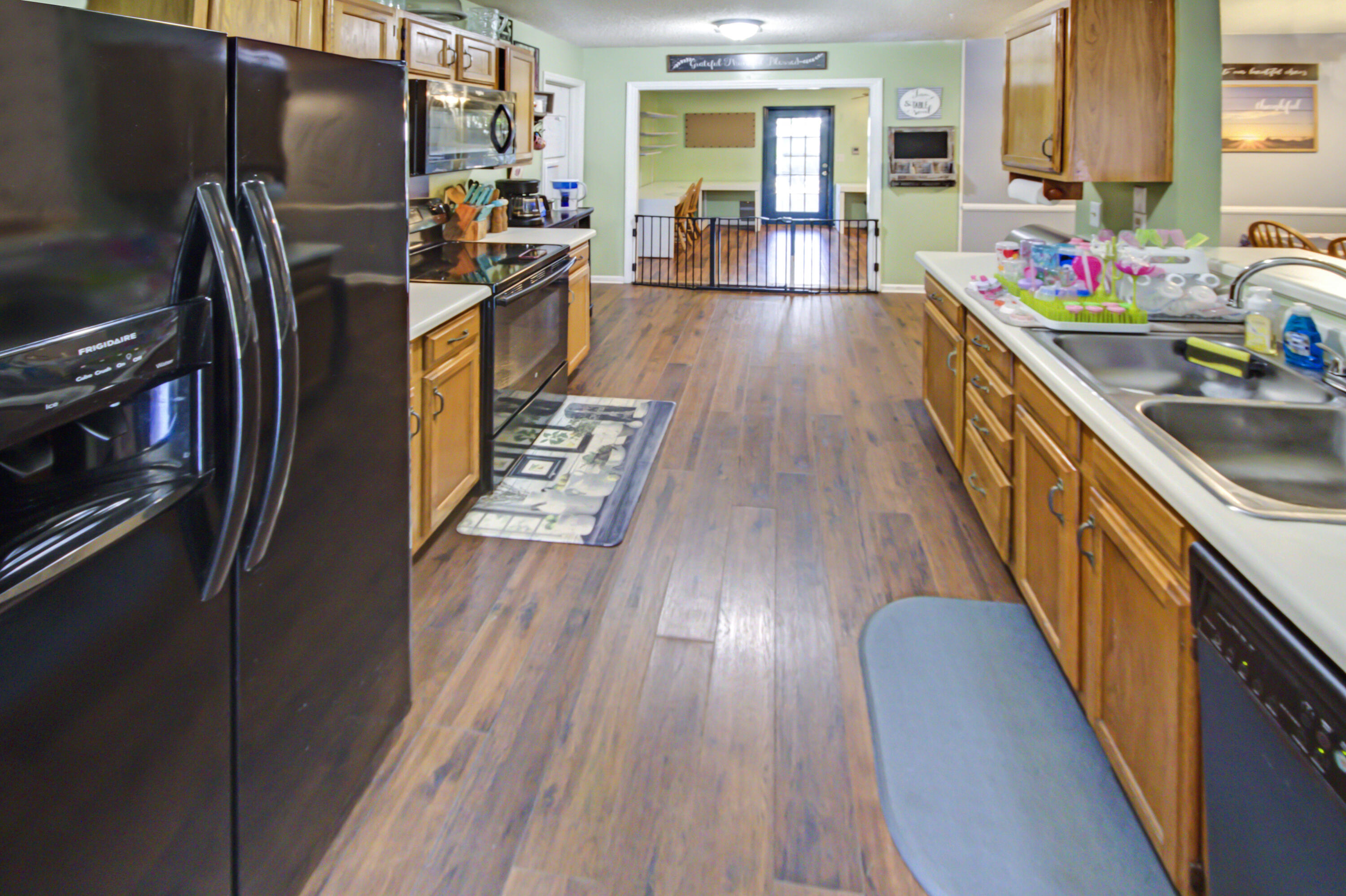 8111 Halifax Way Charleston, SC 29420 - Photo 10 of 23 Galley Style Kitchen