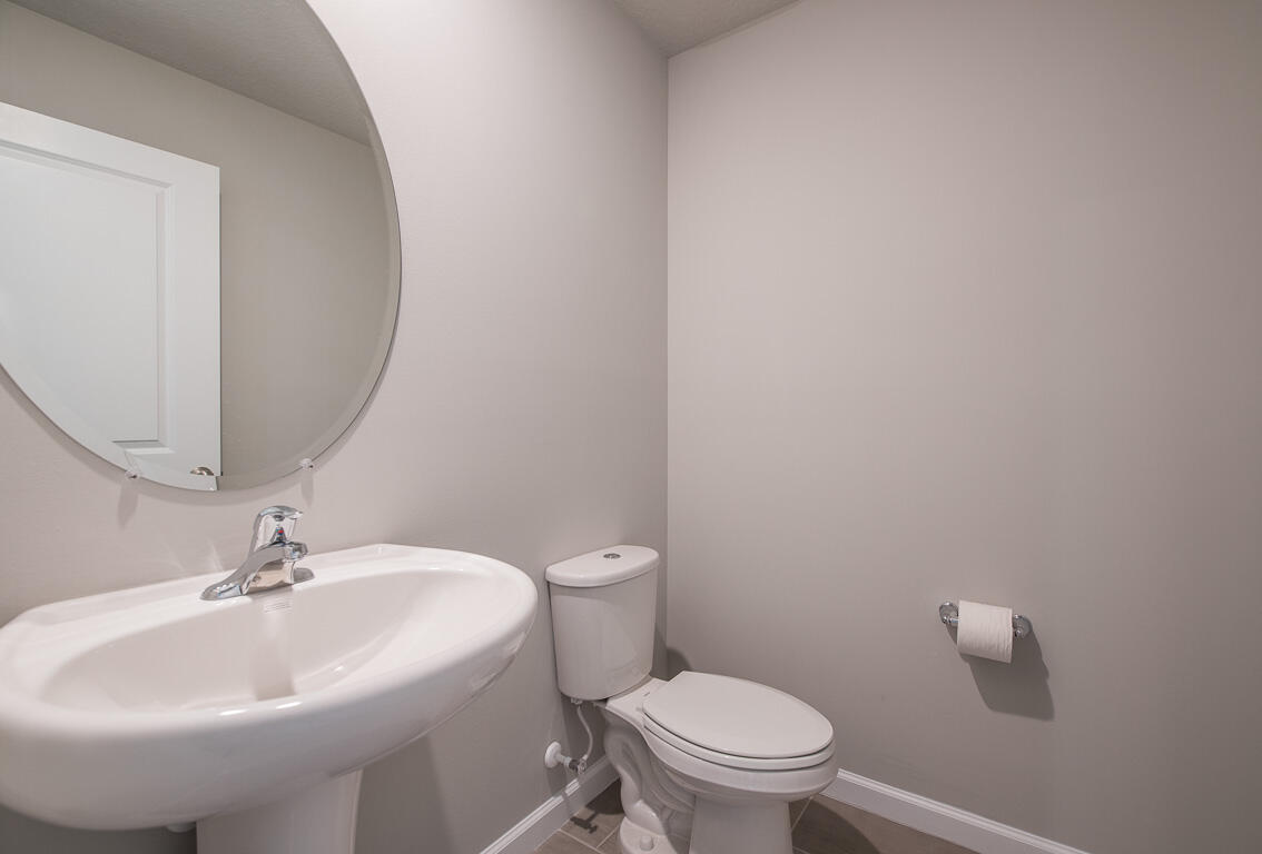 3918 Southeast Mentmore Lane Stuart, FL 34997 - Photo 12 of 33 3918 SE Mentmore Lane-14