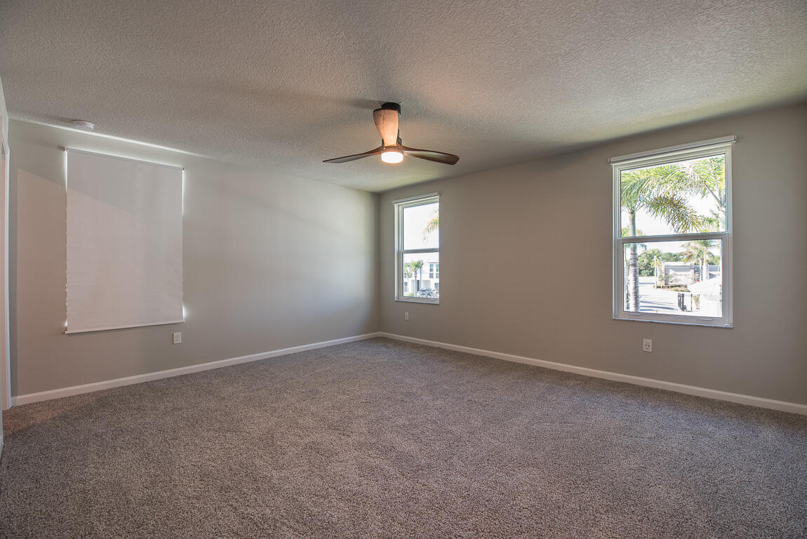 3918 Southeast Mentmore Lane Stuart, FL 34997 - Photo 13 of 33 3918 SE Mentmore Lane-33