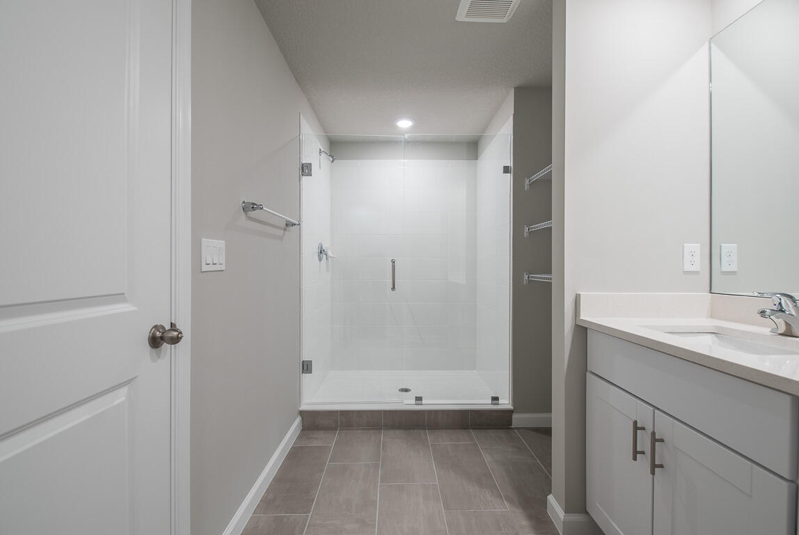 3918 Southeast Mentmore Lane Stuart, FL 34997 - Photo 23 of 33 3918 SE Mentmore Lane-28