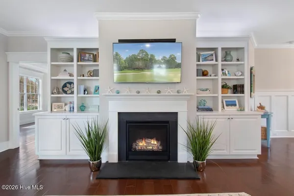 $789,900 | 922 Oyster Pointe Drive, Sunset Beach, NC 28468