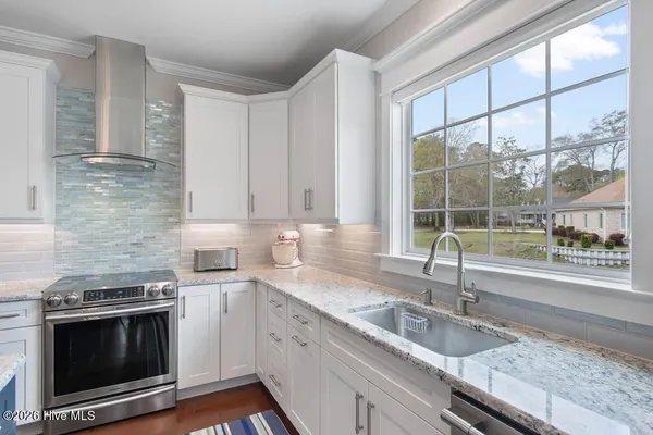 $789,900 | 922 Oyster Pointe Drive, Sunset Beach, NC 28468