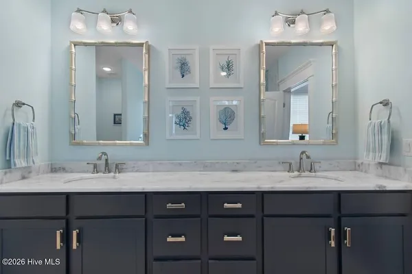 $789,900 | 922 Oyster Pointe Drive, Sunset Beach, NC 28468