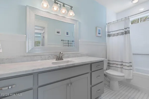 $789,900 | 922 Oyster Pointe Drive, Sunset Beach, NC 28468