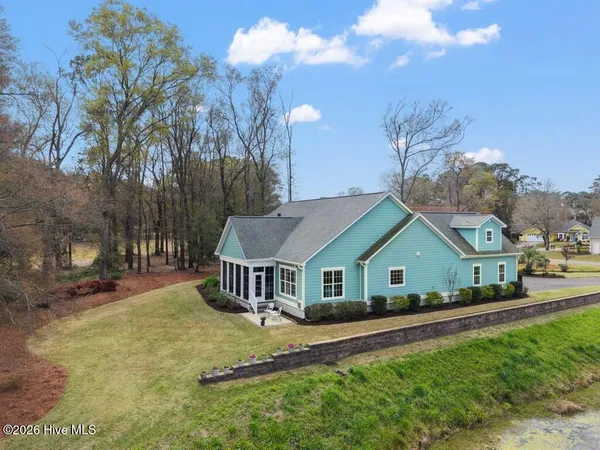 $789,900 | 922 Oyster Pointe Drive, Sunset Beach, NC 28468
