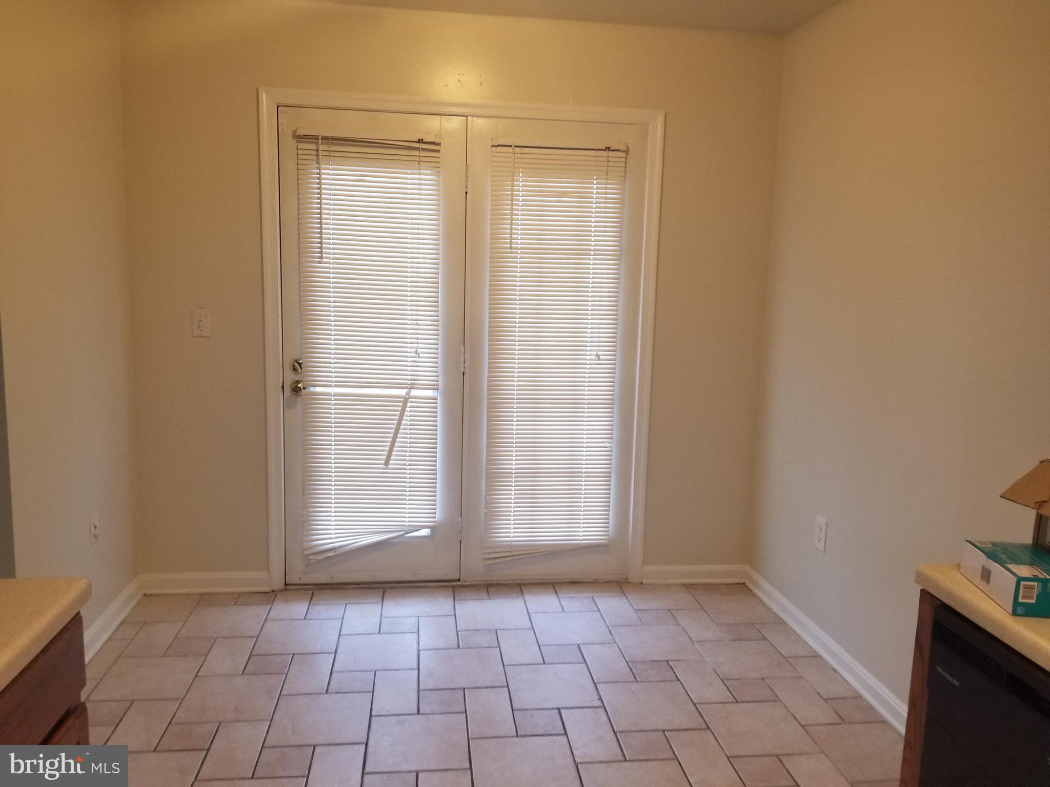 9323 Player Drive, Unit 119 Laurel, MD 20708 - Photo 7 of 21 kitchen with table space