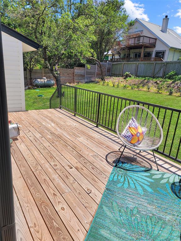 2413 Bahama Road Austin, TX 78733 - Photo 11 of 18