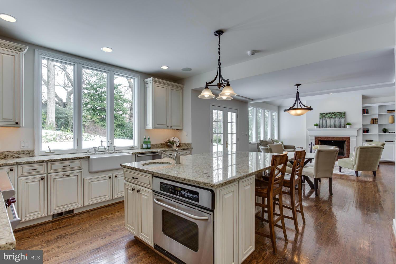 5611 Lamar Road Bethesda, MD 20816 - Photo 5 of 30 Kitchen