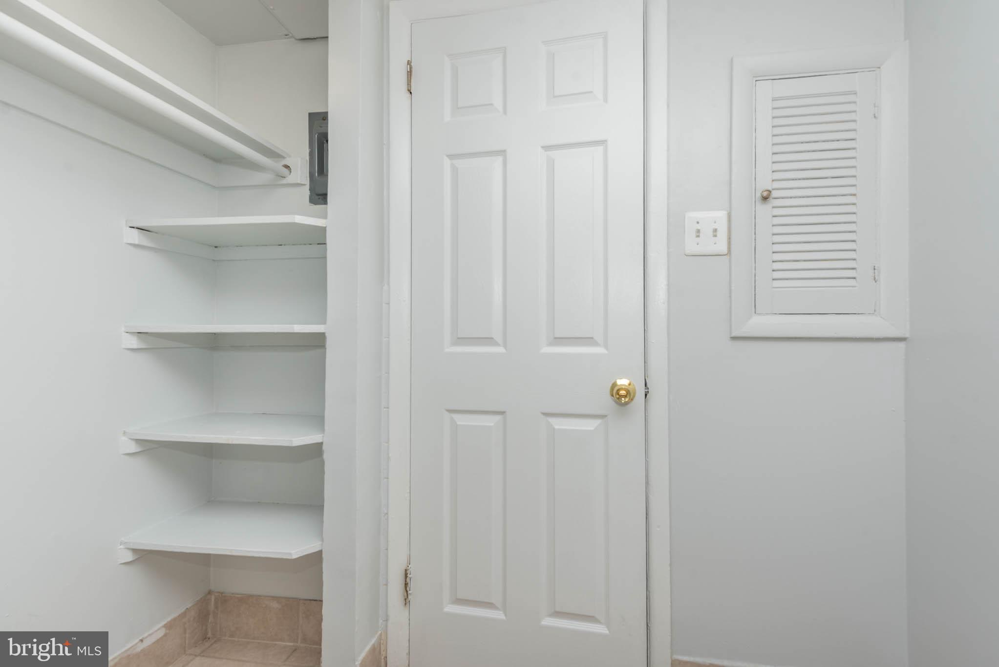 1911 West Baltimore Street Baltimore, MD 21223 - Photo 10 of 32 a view of cabinets