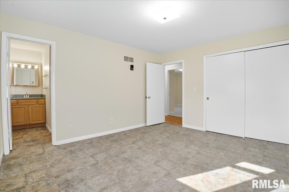 5317 South Croy Lane Mapleton, IL 61547 - Photo 12 of 36