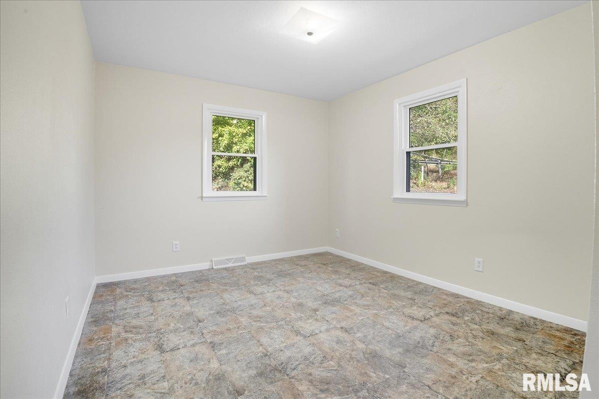 5317 South Croy Lane Mapleton, IL 61547 - Photo 14 of 36