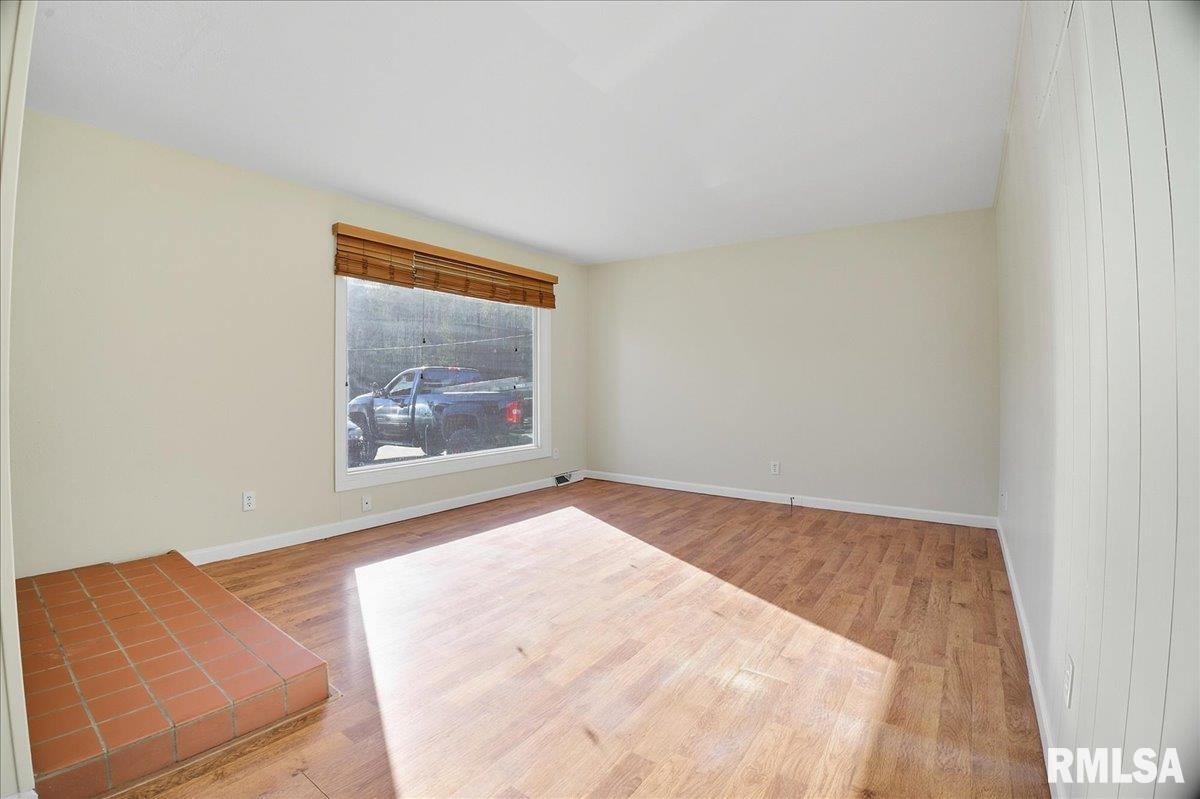 5317 South Croy Lane Mapleton, IL 61547 - Photo 3 of 36