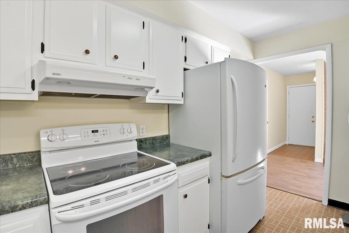 5317 South Croy Lane Mapleton, IL 61547 - Photo 7 of 36