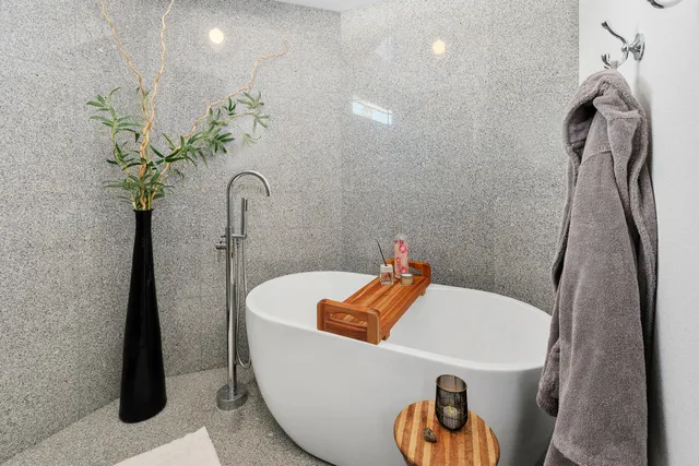 $1,850,000 | 73009 Joshua Tree Street, Palm Desert, CA 92260