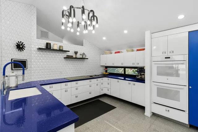 $1,850,000 | 73009 Joshua Tree Street, Palm Desert, CA 92260