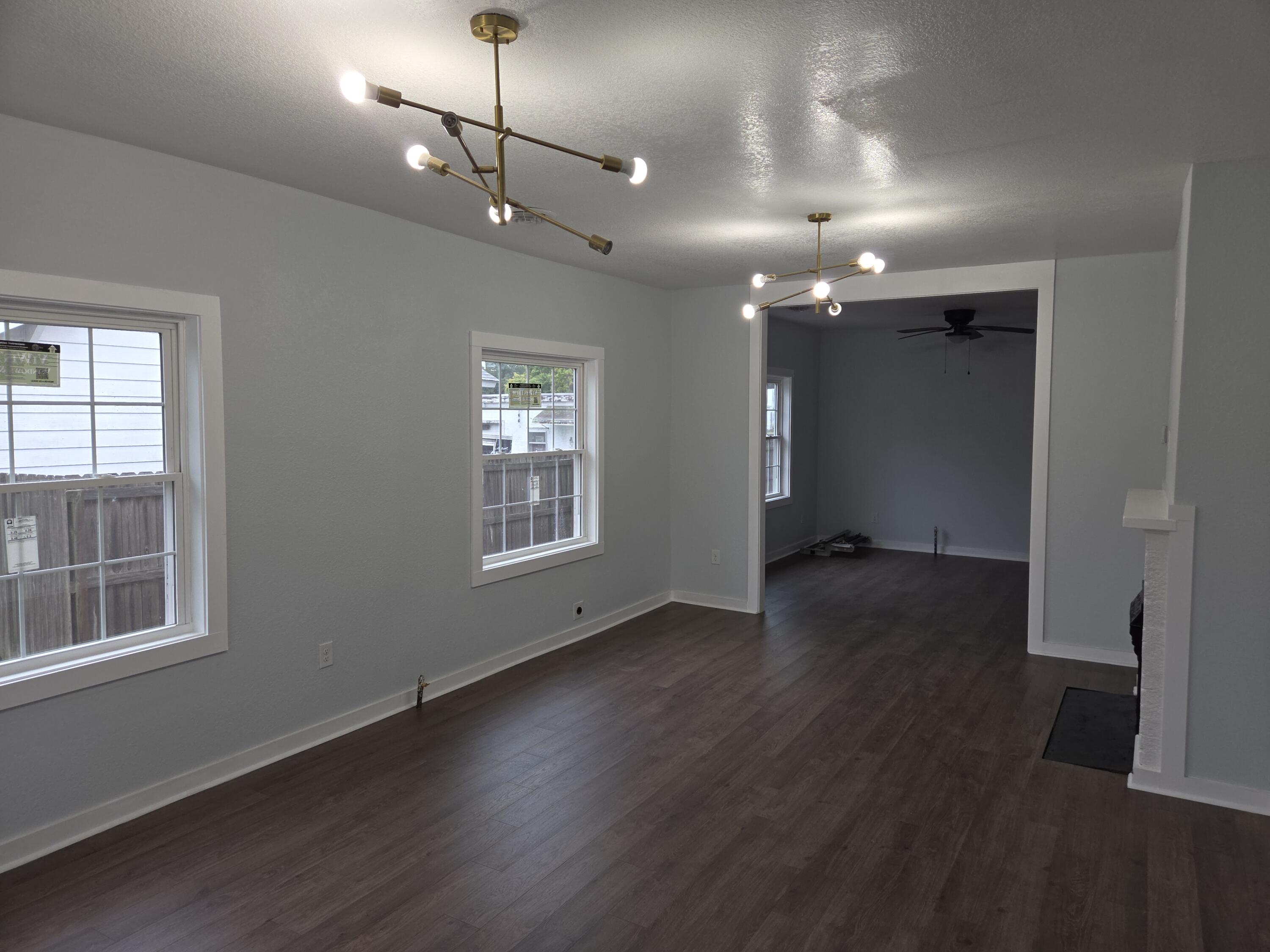2106 Cairo Road Paducah, KY 42001 - Photo 3 of 11 20261002_142235
