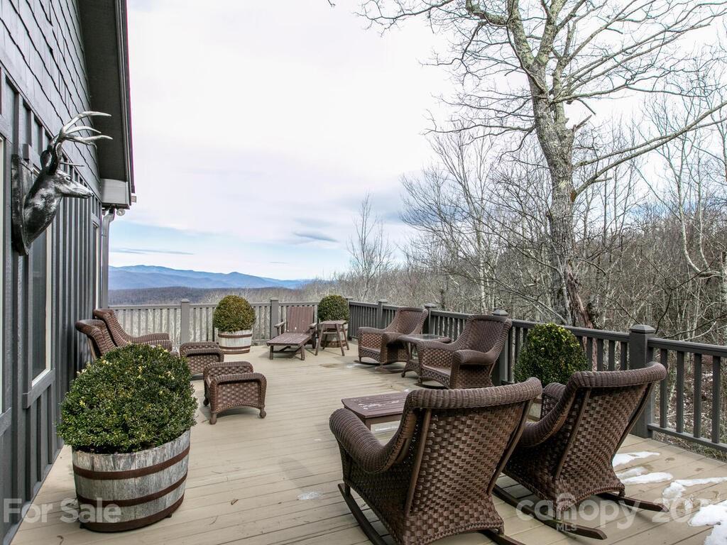 84 Summit Ridge Rd Lake, Unit 28 Lake Toxaway, NC 28747 - Photo 14 of 46 Gallery Image 14