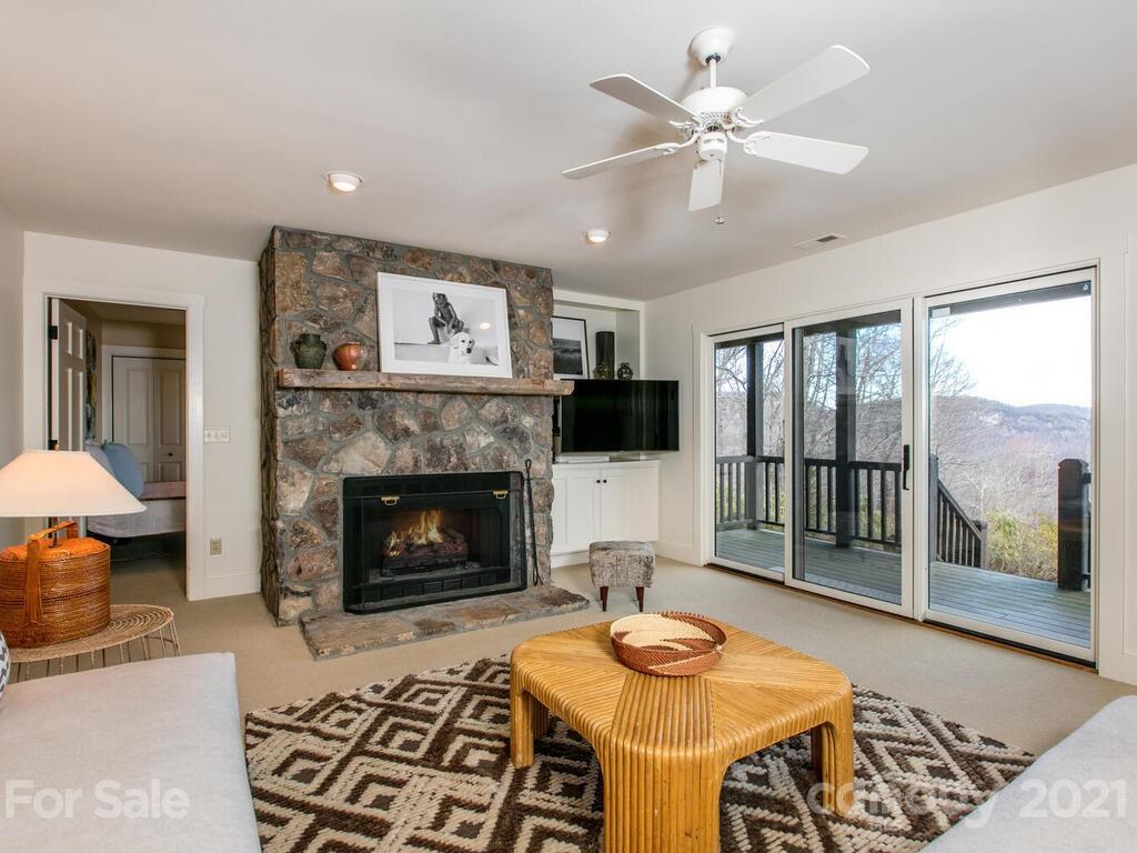 84 Summit Ridge Rd Lake, Unit 28 Lake Toxaway, NC 28747 - Photo 8 of 46 Gallery Image 8