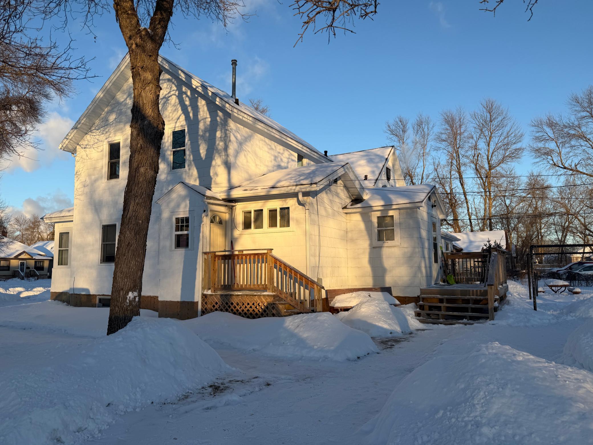 723 6th Street International Falls, MN 56649 - Photo 2 of 26