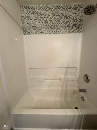 $298,500 | 9543 West Campfire Drive, Pendleton, IN 46064