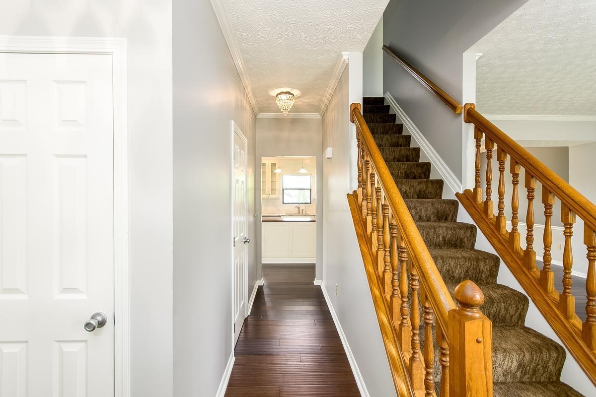 861 Riva Ridge Boulevard Columbus, OH 43230 - Photo 20 of 49 Gallery Image 20
