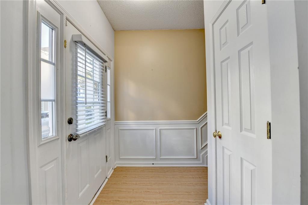 229 Riverstone Commons Circle Canton, GA 30114 - Photo 4 of 34