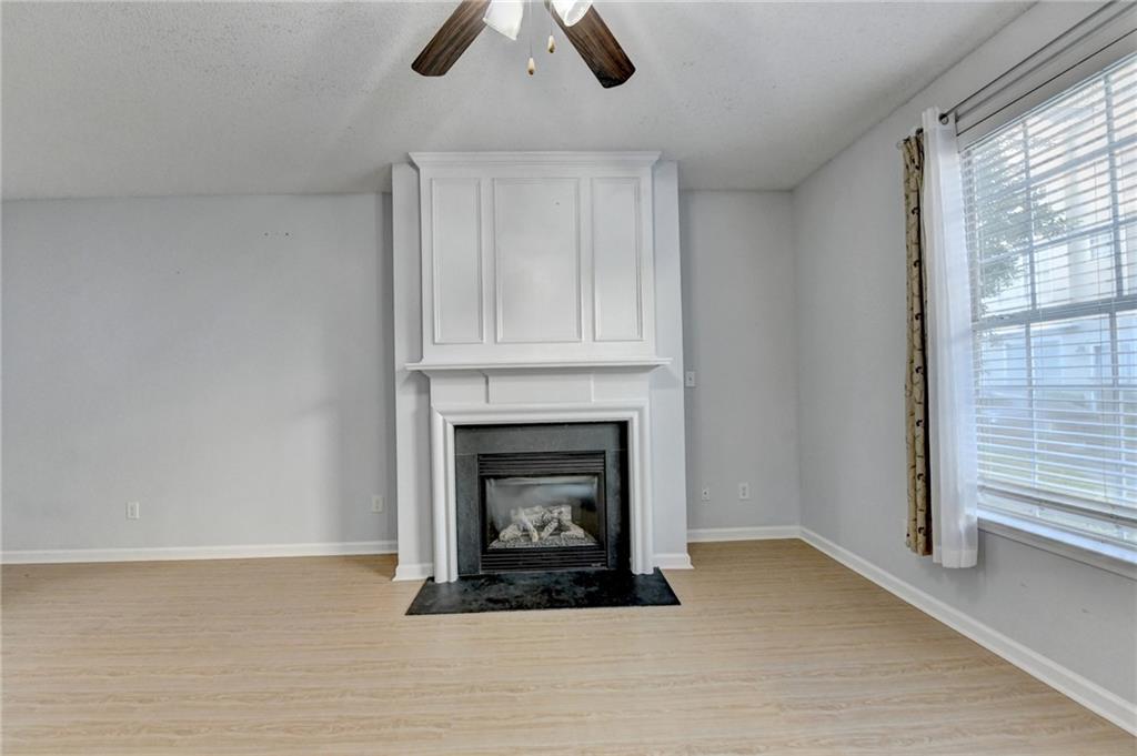 229 Riverstone Commons Circle Canton, GA 30114 - Photo 6 of 34