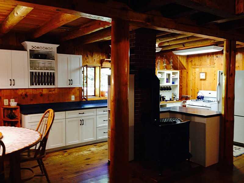 293 White Road Houlton, ME 04730 - Photo 5 of 21 Kitchen.