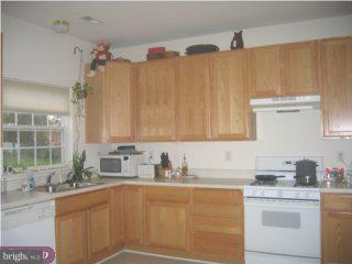 1848 Adams Way Jamison, PA 18929 - Photo 3 of 6 Gallery Image 3