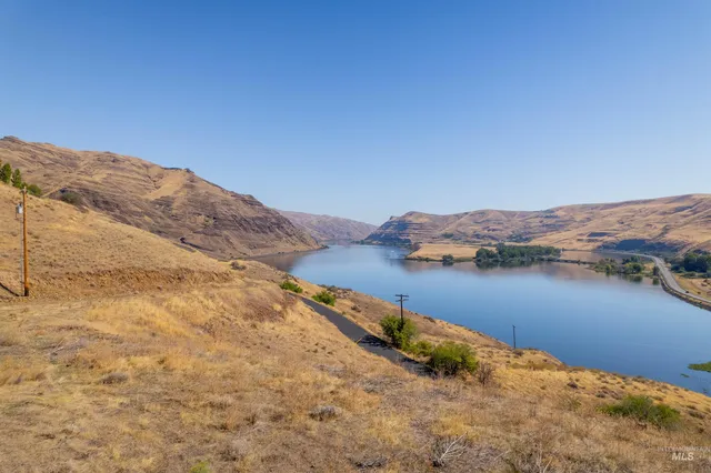 $230,000 | 925 Westlake Drive, Clarkston, WA 99403