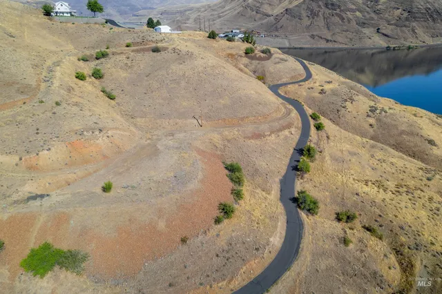 $230,000 | 925 Westlake Drive, Clarkston, WA 99403