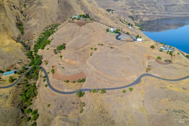 $230,000 | 925 Westlake Drive, Clarkston, WA 99403