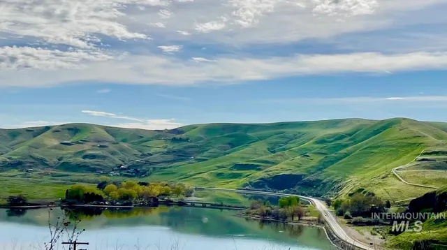 $230,000 | 925 Westlake Drive, Clarkston, WA 99403