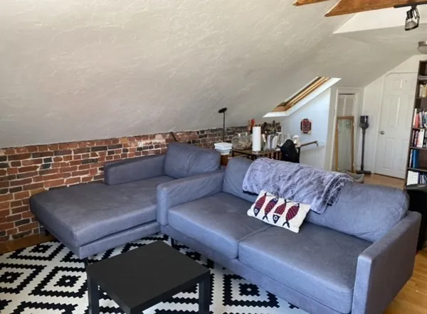 $1,800 | 6 School Street, Unit 3, Chelsea, MA 02150