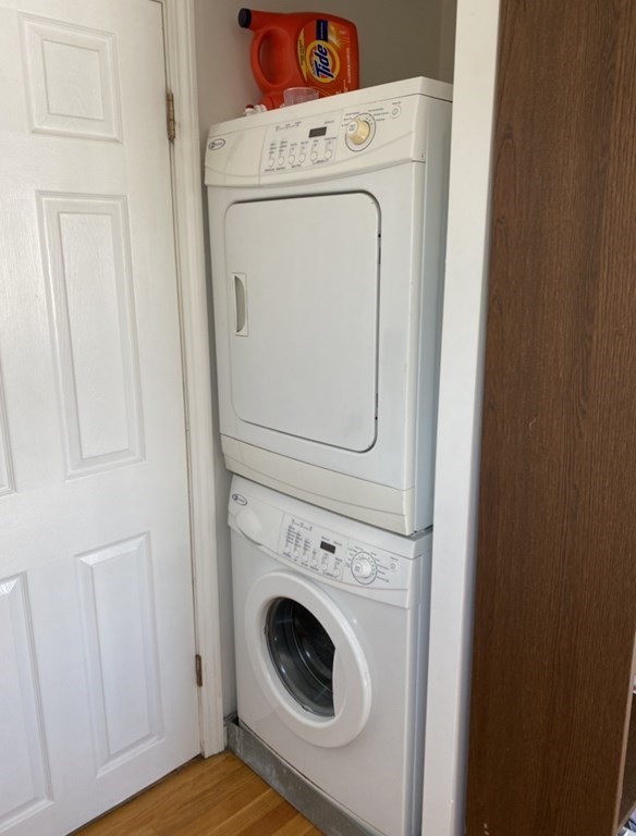 6 School Street, Unit 3 Chelsea, MA 02150 - Photo 5 of 10 a utility room with dryer and washer