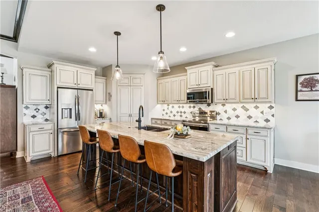 $530,000 | 20136 224th Terrace, Spring Hill, KS 66083