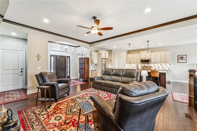 $530,000 | 20136 224th Terrace, Spring Hill, KS 66083