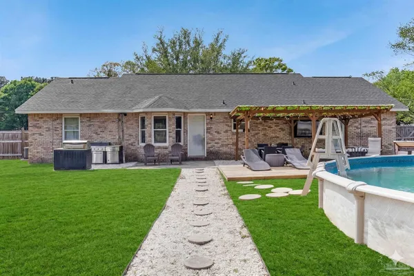 $289,000 | 6332 Jason Drive, Milton, FL 32570