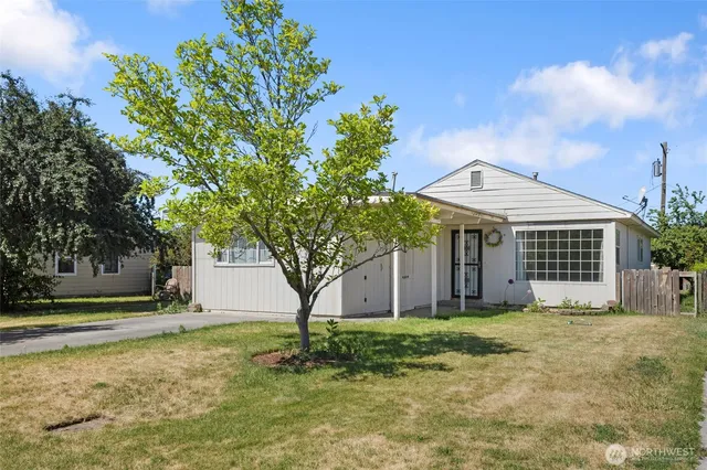 $230,000 | 832 South 2nd Avenue, Othello, WA 99344