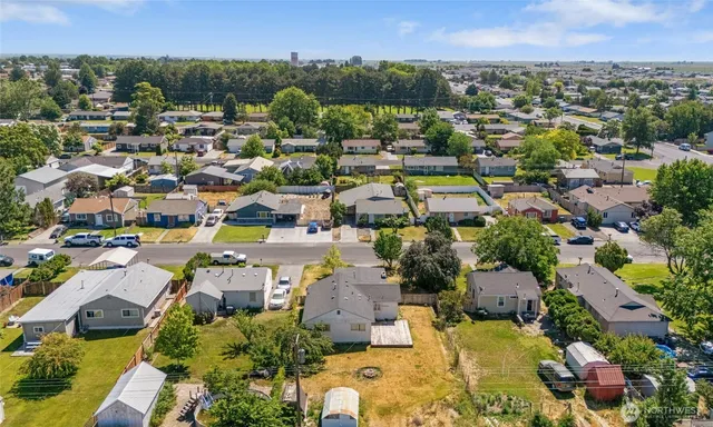 $230,000 | 832 South 2nd Avenue, Othello, WA 99344