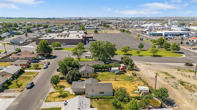 $230,000 | 832 South 2nd Avenue, Othello, WA 99344