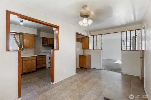 $230,000 | 832 South 2nd Avenue, Othello, WA 99344