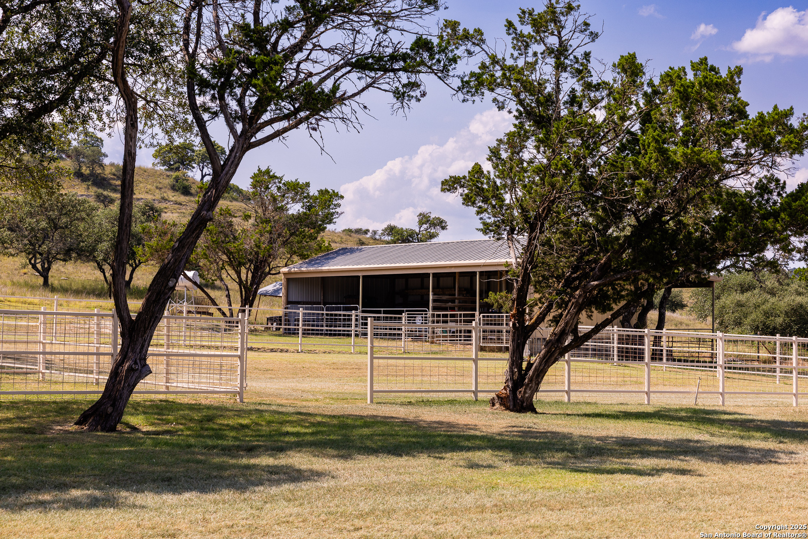 945 Elm Pass Road Center Point, TX 78010 - Photo 7 of 41